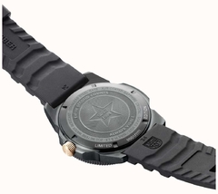 Luminox Pacific Diver 3120 Series Gold Limited Edition XS.3121.BO.GOLD en internet