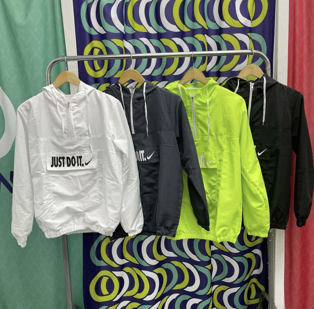 Campera just do it rompeviento Clearance