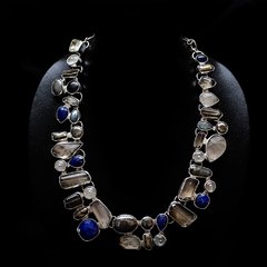 Collar Amelia Eahart