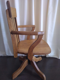 Silla Giratoria De Madera - comprar online