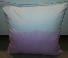 Almohadón tela tusor blanca con batik en rosa 50×50 cm - tienda online