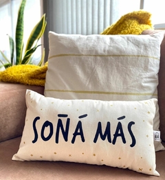 Almohadón algodón serigrafeado 45 x 25cm Soña Más - comprar online