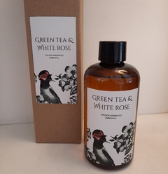 Difusor con varillas de bambú Green tea & White rose