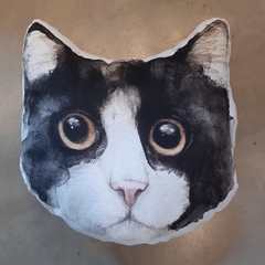 Almohadón gato negro y blanco
