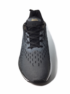 Diadora FLUIDO KIDS (FLUIDK) Negro Dorado - comprar online