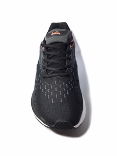 Diadora FLUIDO (FLUIDO) Negro Coral - comprar online