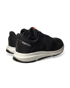 New Balance (MFLAV5) Negro Rojo en internet