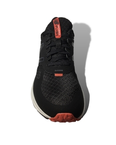 New Balance (MFLAV5) Negro Rojo - comprar online