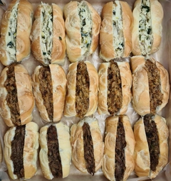 Combo 24 sándwiches + 2 picaditas + pan en internet
