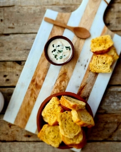 Tostadas saborizadas + dip