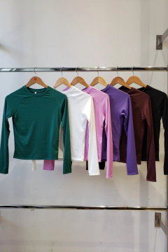 Remera Adira