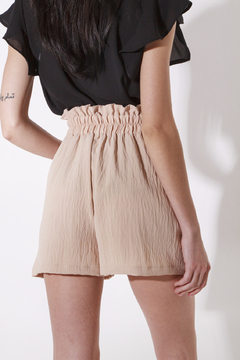 Short Addison en internet