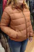Campera de mujer ultraliviana con capucha fija. en internet