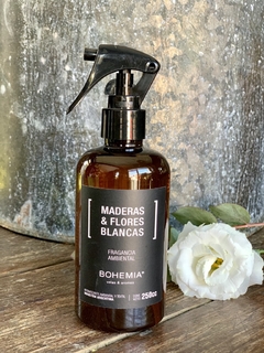 Spray Ambiental Madera & flores Blancas