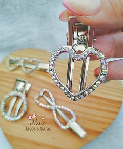 presilha com strass