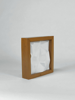 Obra en resina y madera de L. Schmidt en internet