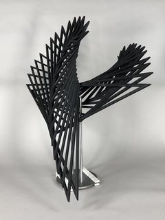 Escultura "Águila patagónica negra" - Mayflower