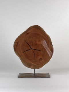 Escultura de madera  y hierro acerado
