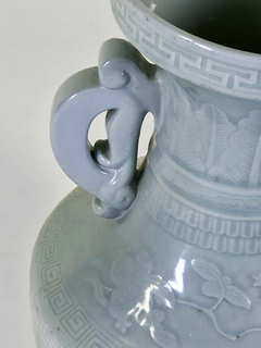Vaso con asas porcelana celadón - tienda online