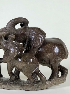 Escultura de elefantes en mármol - comprar online