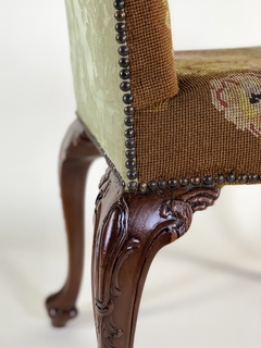 Sillas Inglesas en caoba y- petit point - comprar online