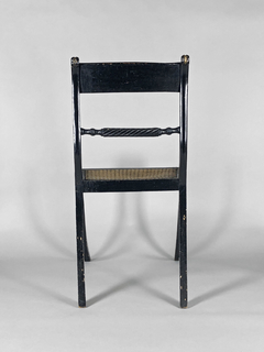 Sillas Inglesas ebonizadas con decoración floral Circa 1820