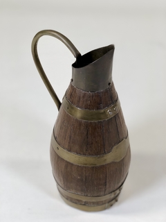Jarra madera y bronce - comprar online