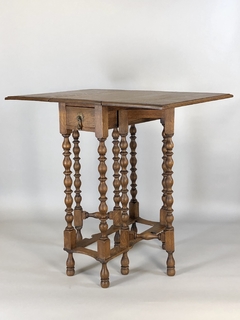 Mesa Inglesa  Jacobina en roble - comprar online