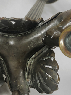 Candeleros Franceses en bronce empavonado, circa 1805 en internet