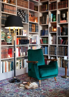 Sillones Deco en nogal y pana - Mayflower