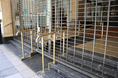 Baranda de bronce | Promenade Alvear - comprar online