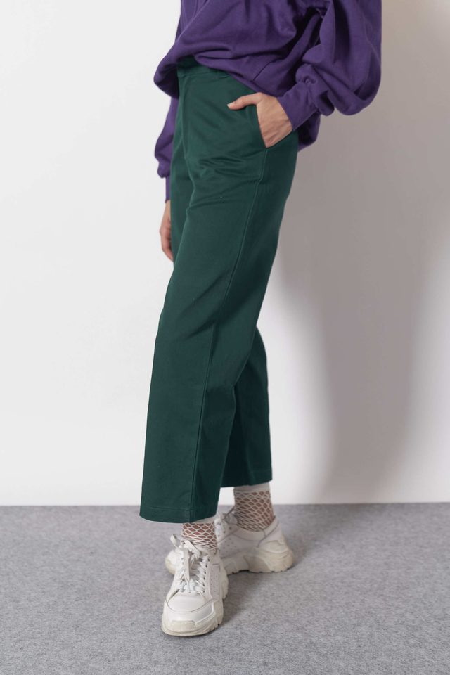 Pantalon mom gabardina- Verde - Comprar en CUBA LALÁ