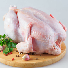 Pollo entero ($309 x kg.) por pieza 2,5 kg aprox.