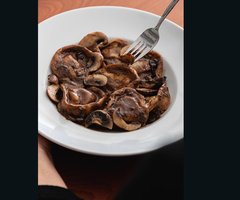 Agnolottis de Carne y Hongos de Pino