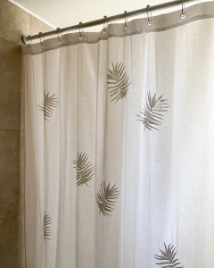 CORTINA DE BAÑO CON ESTAMPA RELIEVE - comprar online