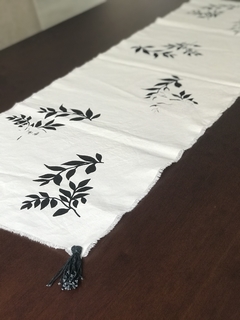 Camino de mesa estampado