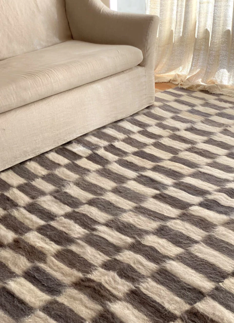 ALFOMBRA LLAMA DAMERO III (STOCK)