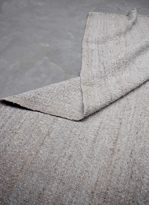 ALFOMBRA GRIS PLATA (TEXTURA MEDIA)