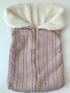 SEGURA BEBÊ EM TRICOT - loja online