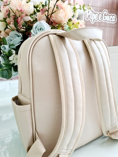 MOCHILA TÉRMICA SIENA POMPOM BEGE - comprar online