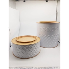 Set Lata Circular con Relieve Alta y Baja Surtidas *9HSLCIRC* - tienda online