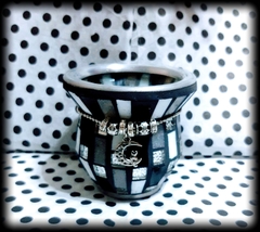 Mate black & white