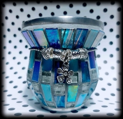Mate shimmering blue and gold