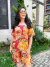 Vestido curto floral em viscose CaCay