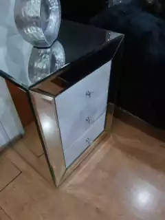 mesa de luz ESPEJADA CARRARA en internet