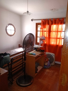 Se vende casa en calle Jose Giménez al 1700. Barrio Maipú 2 sección.