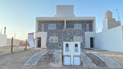 EXCELENTE DUPLEX EN DOCTA , ETAPA 2 MZA 46, LOTE 14