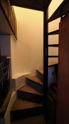 SE VENDE EXCELENTE CASA EN CALLE EINSTEIN 2186 - Kabals - Servicios Inmobiliarios