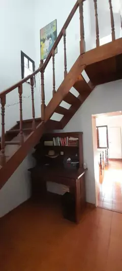 SE VENDE EXCELENTE CASA UBICADA EN BARRIO VILLA ALLENDE OESTE. - tienda online