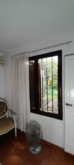 SE VENDE EXCELENTE CASA UBICADA EN BARRIO VILLA ALLENDE OESTE. - comprar online